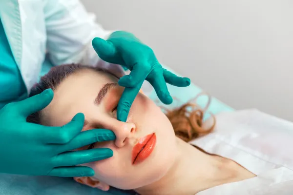 Chirurgie esthétique du visage.jpg