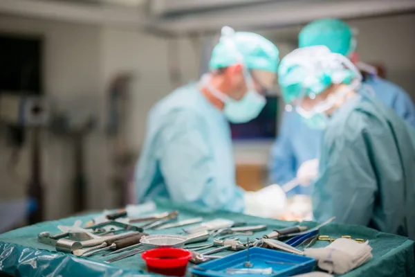 chirurgie buccale.jpg